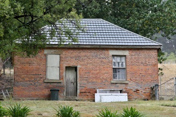 Middleton - 1840's Slip Cottage (Tas)