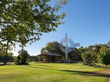 Jerilderie - Luke Park (NSW)