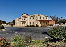 Lockhart - Soldiers Memorial Hall (NSW)